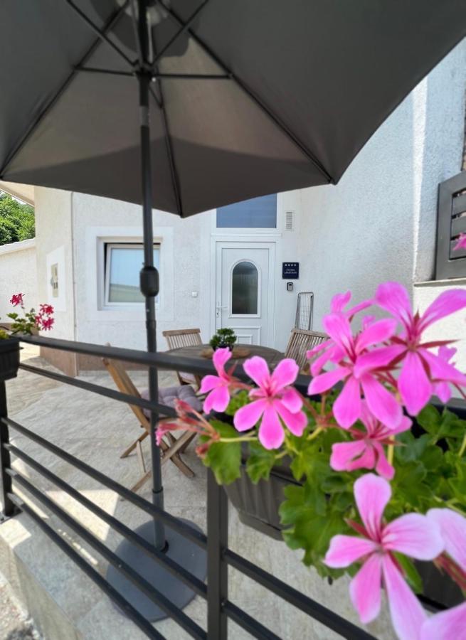 Studio Apartman "In" Opatija Exterior foto